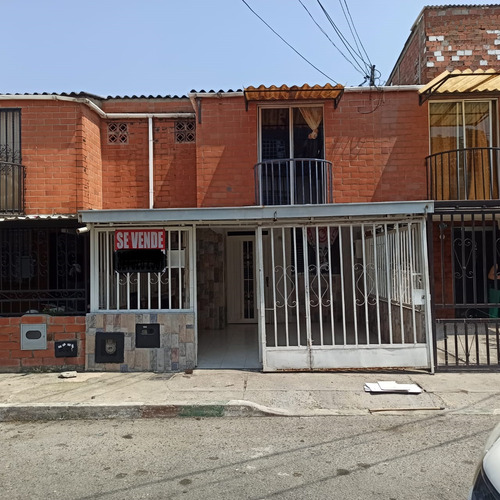 Venta - Casa De 2 Pisos Unifamiliar En Ciudad Del Campo, Valle Del Cauca