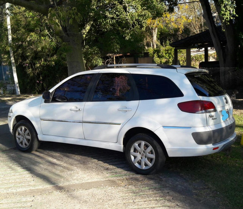 Imagen 2 de 5 de Fiat Palio Weekend Attractive 1.4 8v