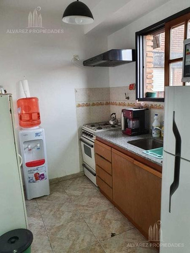 Imagen 8 de 13 de Departamento - Castelar Norte.