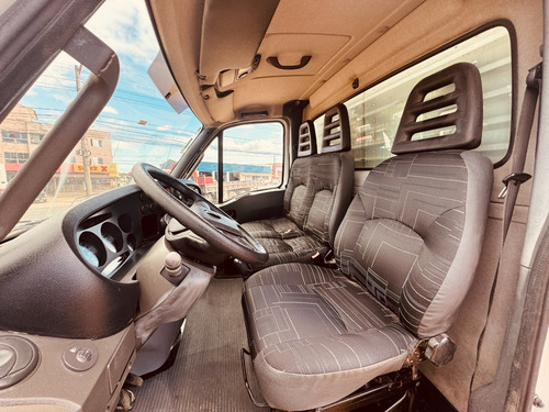 Iveco Daily 55c16 Com Bau Caminhao 3/4 Toco 4x2