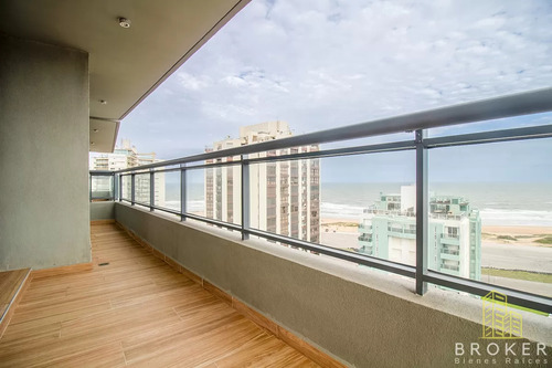 Venta Apartamento Con Vista Al Mar   2 Dormitorio   Playa Brava   Punta Del Este