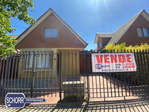 Casa En Venta De 3 Dorm. En Talca