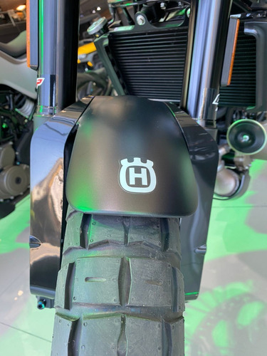 Imagen 8 de 15 de Husqvarna Svartpilen 401 | Financiacion Exclusiva