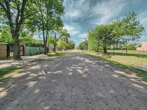 Terreno De Esquina En Funes Town, Cercado, Escriturado