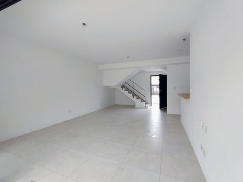 Imagen 3 de 20 de Venta De Departamento En Vivo Tortuguitas - Garin