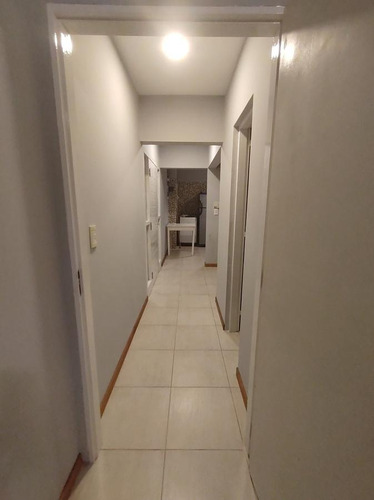 Casa En Venta - 3 Dormitorios 2 Baños - 90mts2 - Ostende