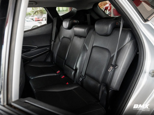 Hyundai Santa Fe 3.3 MPFI 4X4 7 LUGARES V6 270CV GASOLINA 4P AUTOMÁTICO