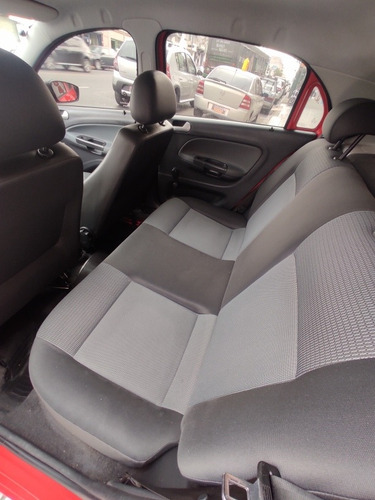 Imagen 23 de 25 de Volkswagen Gol Trend 2012 1.6 Pack Ii 101cv