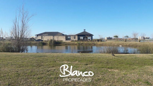 Imagen 4 de 18 de Excelente Lote Interno Dentro Del Barrio El Cantón - Norte