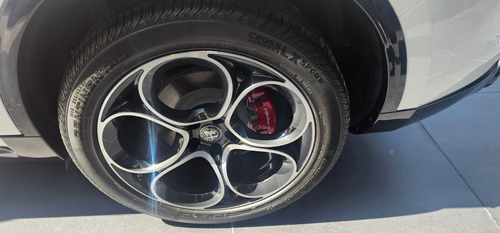 Alfa Romeo Stelvio 2.0L L4 Turbo Veloce Awd