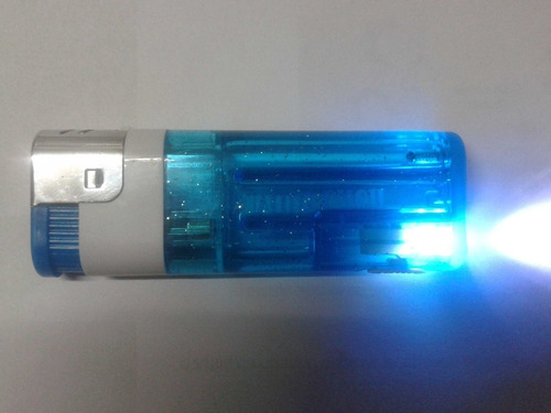 Encendedor Gigante Recargable Electronico Linterna X1 $em