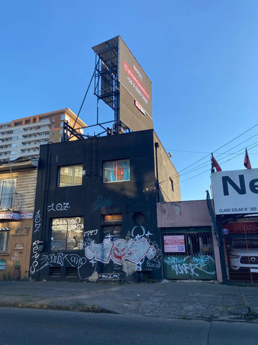 Arriendo Local Comercial Con Patente Varios