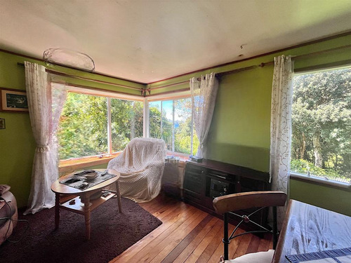 Hermoso Sitio Con 2 Casas En Frutillar Bajo.