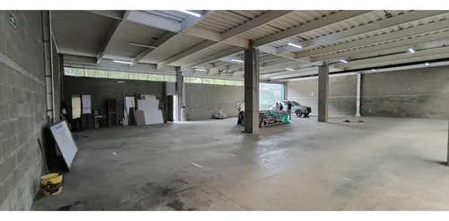 2.300m2 Bodega Arriendo En Copacabana