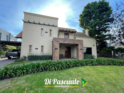 Venta Chalet En 2 Plantas Sobre 660 M2 En Country Club Banco Provincia