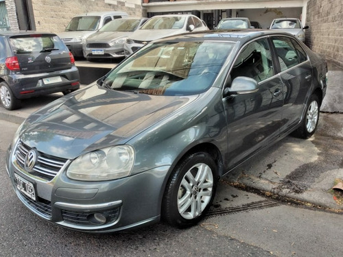 Imagen 4 de 14 de Volkswagen Vento 2009 2.5 Luxury 170cv