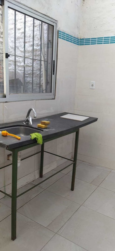 Local Comercial, Cordón, 2 Baños, Cocina, Buena Iluminación!