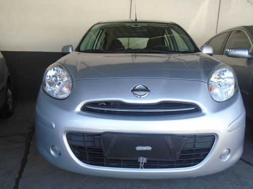 Nissan March Ano 2013 Sv 1.6 90.000km Completo U.dono