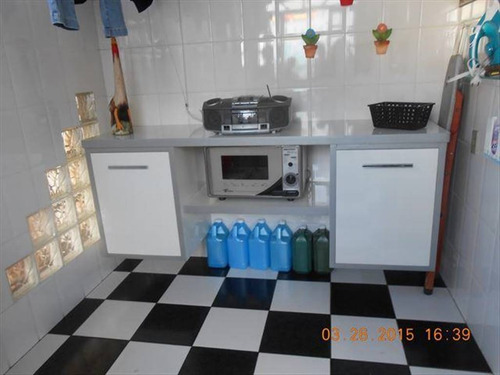 Imagem 11 de 30 de Casa De Alto Padrão Na Vila Valença Com 3 Dormitorios Jardim De Inverno Sala Dois Ambientes Piscina Moveis Planejados E Garagem Para 5 Carros Melhor Localização De São Vicente - Hm1647