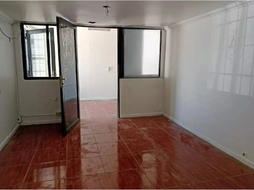 Se Vende Terreno Con Oficinas, Jjprieto Con Salesianos