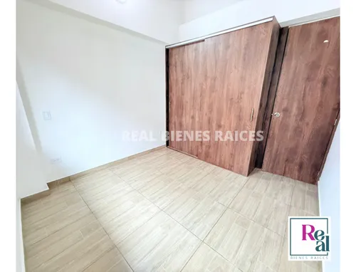 Se Arrienda Hermosa Casa Unifamiliar En Unidad Abierta.