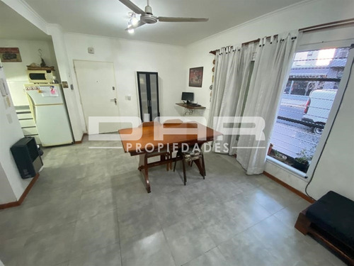 Imagen 2 de 6 de *****ph 2 Amb Planta Baja Con Patio***** Excelente Ubicacion! - Pilar 1300