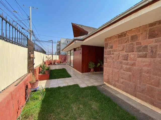 Imagen 2 de 27 de Bajo De Precio, Linda De Casa 4d - 2b En Villa Alemana