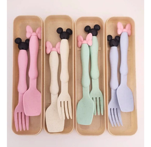 Set Cuchara Tenedor Con Escuche Minnie Y Mickey Color Verde