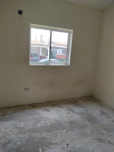 Imagen 3 de 7 de Se Vende Casa En Urb. El Faro Ve02-520st-ssil