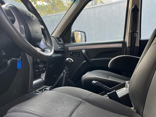 Mahindra Pik Up Pick Up refresh DC 4X2 MT FULL