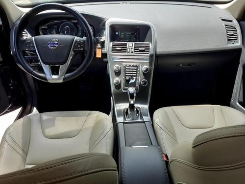 Volvo Xc 60 T-5 Momentum 2.0 245cv Fwd 5p