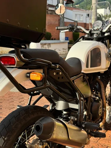 Royal Enfield Himalayan 411 2022