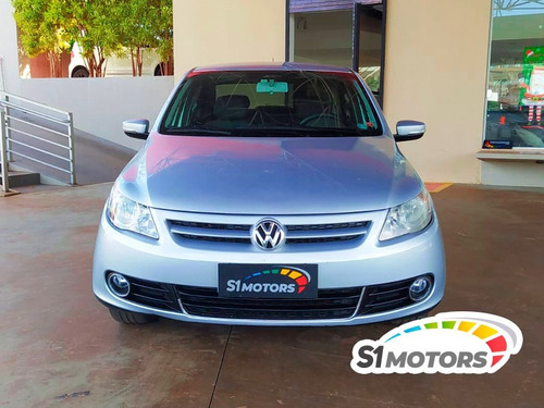 Imagem 3 de 15 de Volkswagen Voyage Comfortline 1.6 Prata 2011
