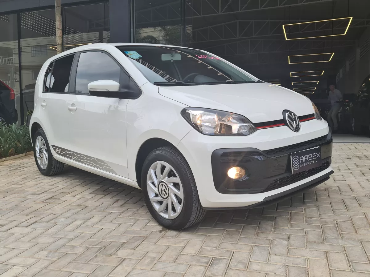 Volkswagen Up! CONNECT 1.0 TSI TOTAL FLEX 12V 5P