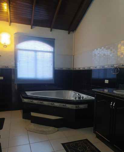 Imagen 26 de 30 de Casa En Venta Puerto Ordaz, Urbanización Chilemex Calle Copiapó, Bella Y Lista Para Iniciar Tu Hogar En Una Zona Tranquila. Una Casa Amplia Para Compartir En Familia