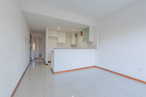 Venta Depto. Stos. Lugares- 2 Amb.-balcón-a. Cred.