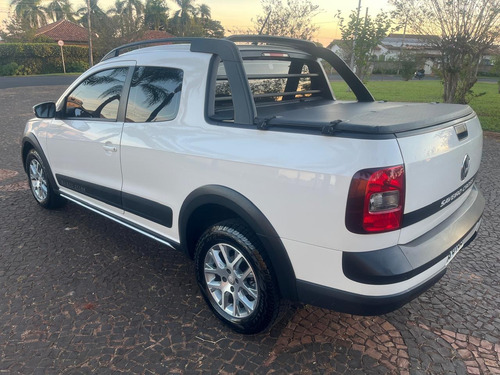 Volkswagen Saveiro 1.6 16v Cross Cab. Dupla Total Flex 2p