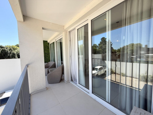 Departamento Dos Ambientes A La Venta En Lujan Av. Humberto Primo 647 Apto Credito Hipotecario