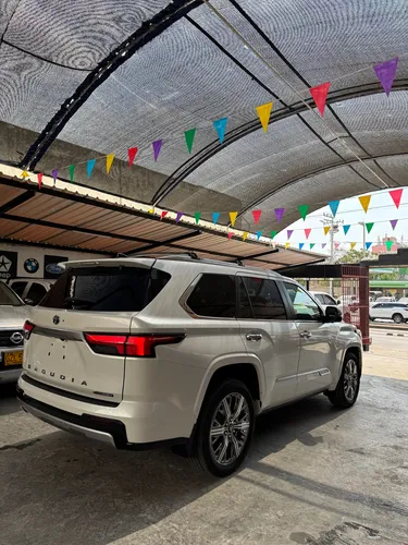 Toyota Sequoia 3.5 V6 Capstone