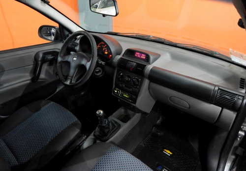 Imagen 13 de 16 de Chevrolet Classic Corsa Ls Spirit 1.4 - Unico Dueño