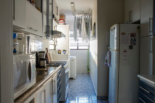 Vende-se Apto 3 Dorm Suite, Garagem 2 Carros, Moveis Planejados Quartos E Cozinha, Ar Condicionado Etc...