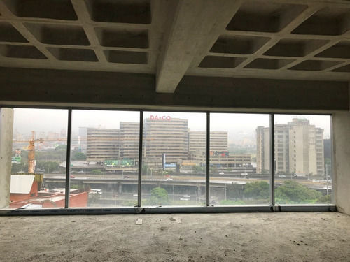 Imagen 12 de 18 de Edificio En Venta Urb. Las Mercedes C-19770