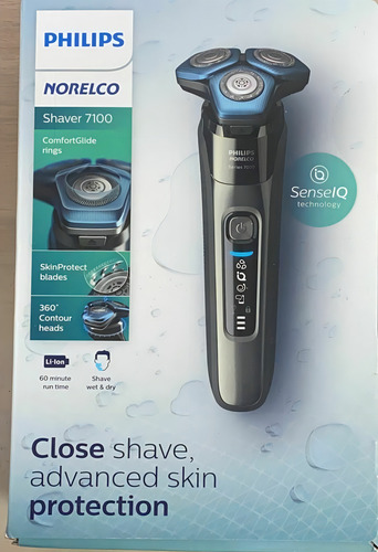 Barbeador Philips Norelco Shaver 7100 Wet & Dry - S7788/82 Cor Cinza 127/220V