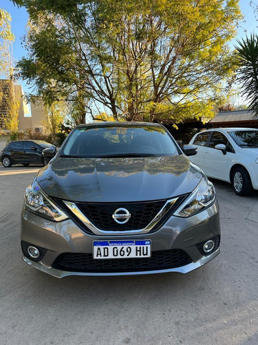Imagen 3 de 18 de Nissan Sentra 2018 2.0 Sr