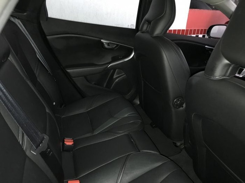 V40 2.0 T4 Dynamic Turbo Gasolina 4p Automático