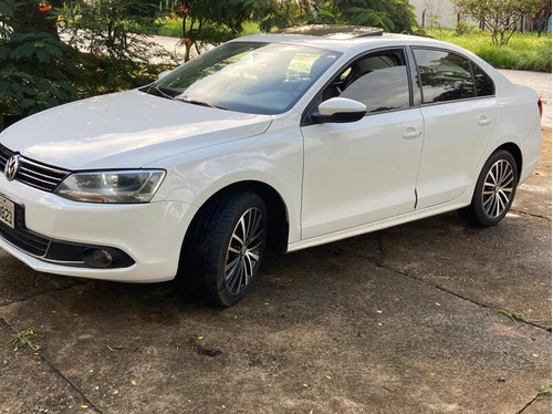 Volkswagen Jetta 2.0 Tsi Highline 4p