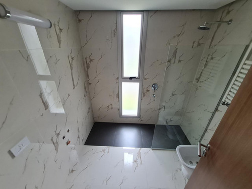 Imagen 16 de 30 de Departamento 3 Ambientes Con Cochera En City Bell Calle Cantilo - Dacal Bienes Raices