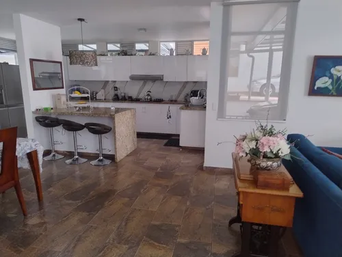 Hermosa Casa Ubicada En Condominio