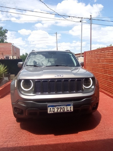 Imagen 20 de 20 de Jeep Renegade 2019 1.8 Longitude At6