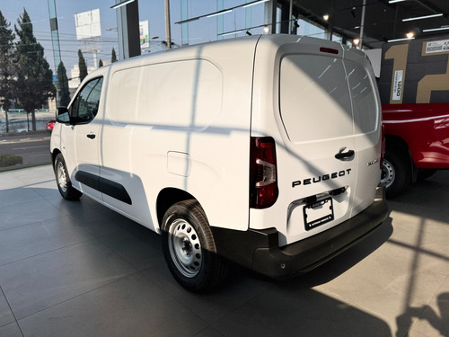 Peugeot Partner 1.2T Puretech Maxi Pack